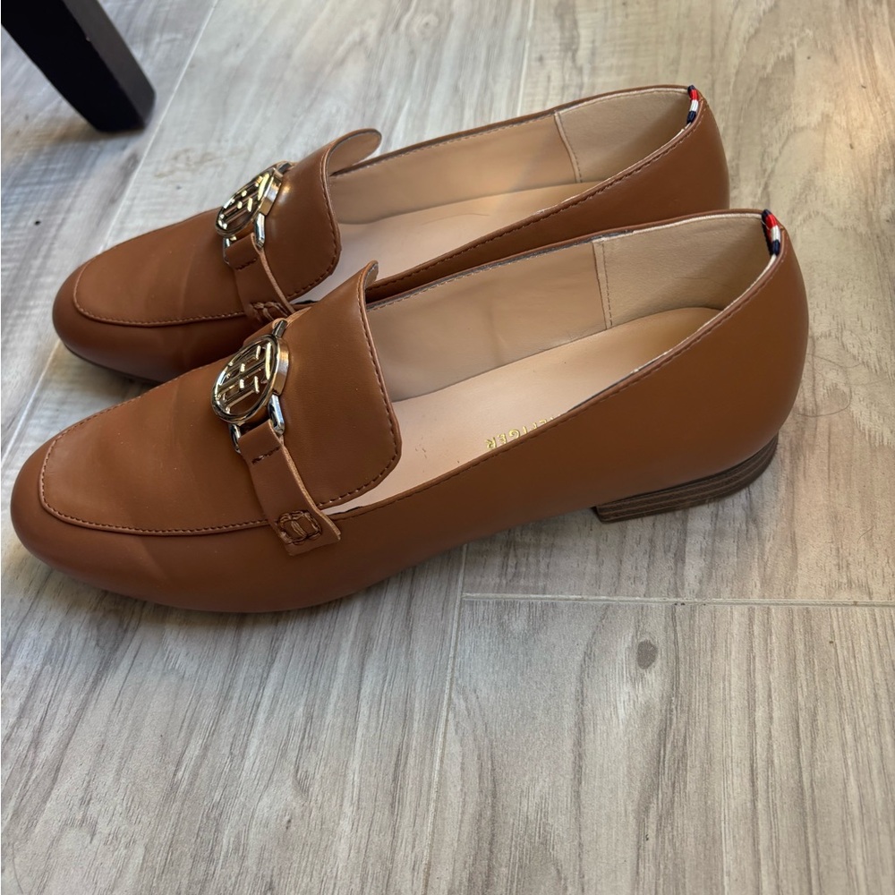 Never worn Tommy Hilfiger loafers